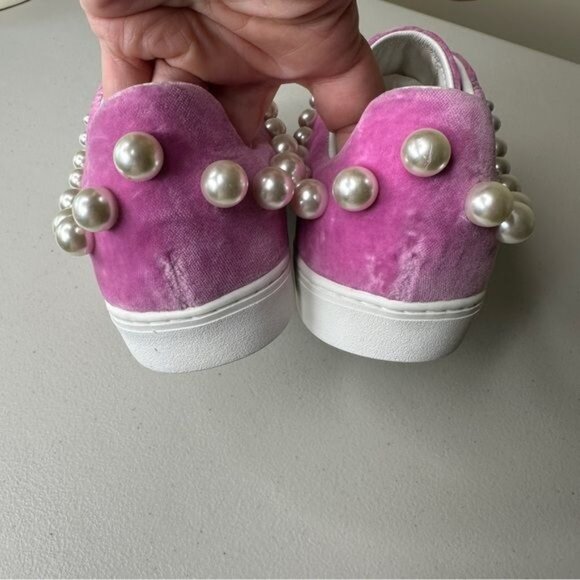 Stuart Weitzman Goldie Sneakers Pearl Embellished Cotton Candy Size 8.5 fits a 9 - Picture 8 of 11